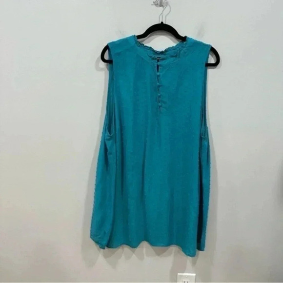 Torrid Swiss Dot Ruffle Trim Mock Neck Top 4 (4x) - Picture 2 of 8